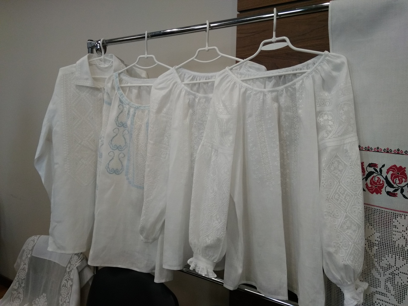 Роботи решетилівських майстрів, представлені на пресконференції