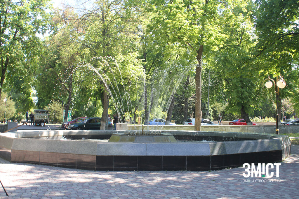 Фонтани у Полтаві відключають