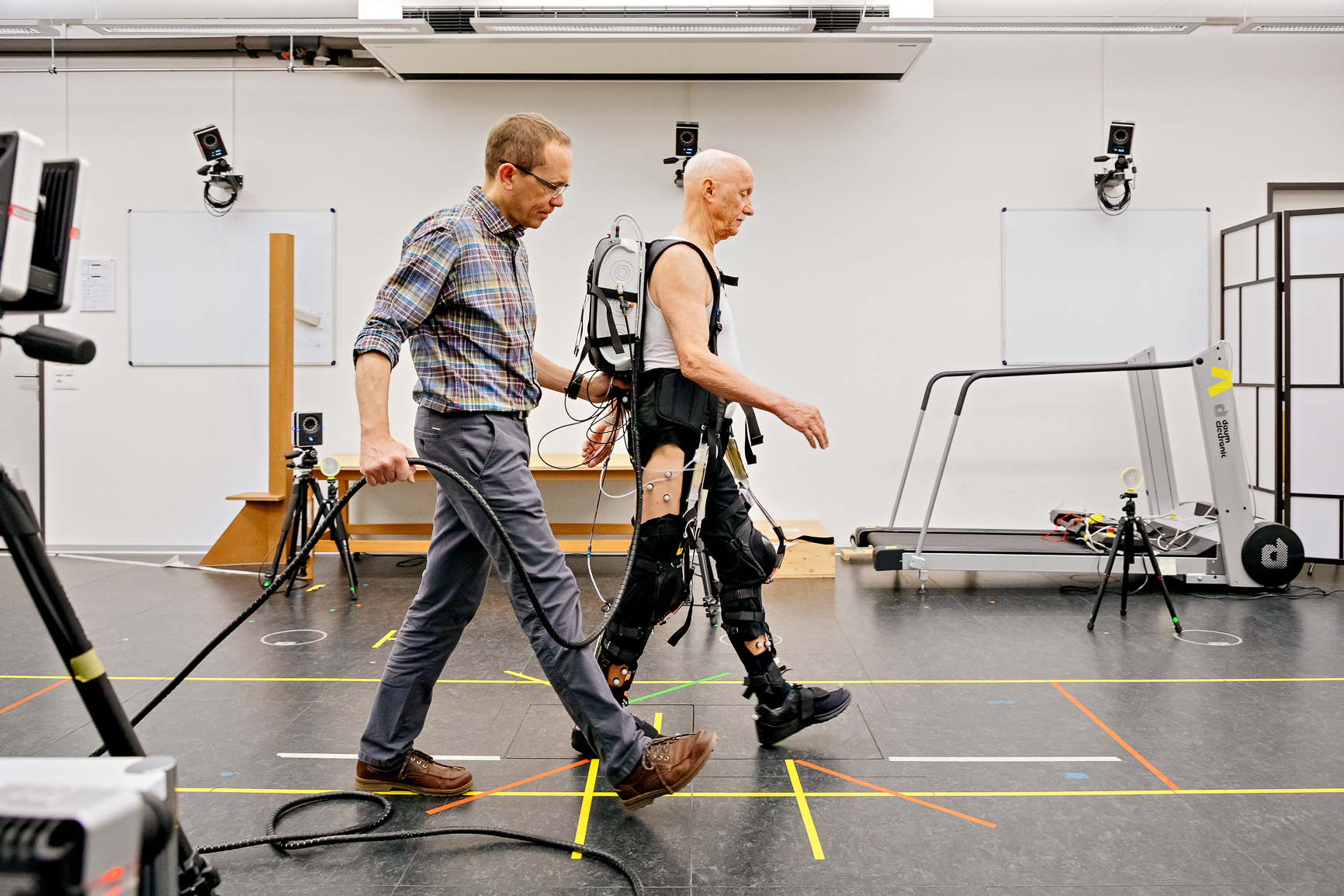 Використання екзоскелета. Ілюстративне фото