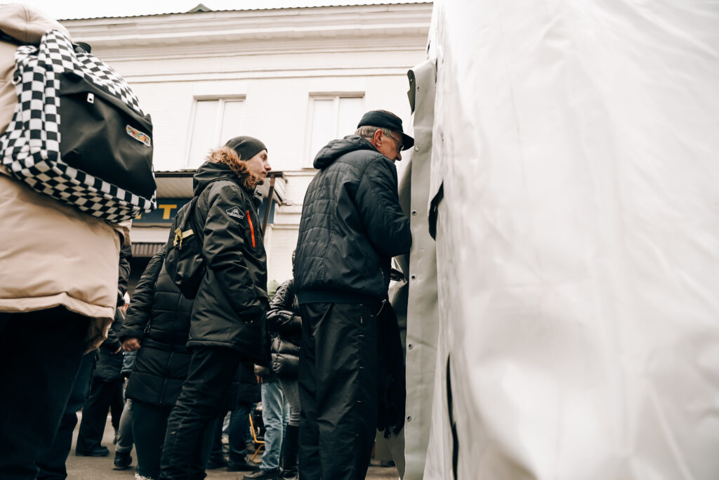 Пункт обігріву у Полтаві