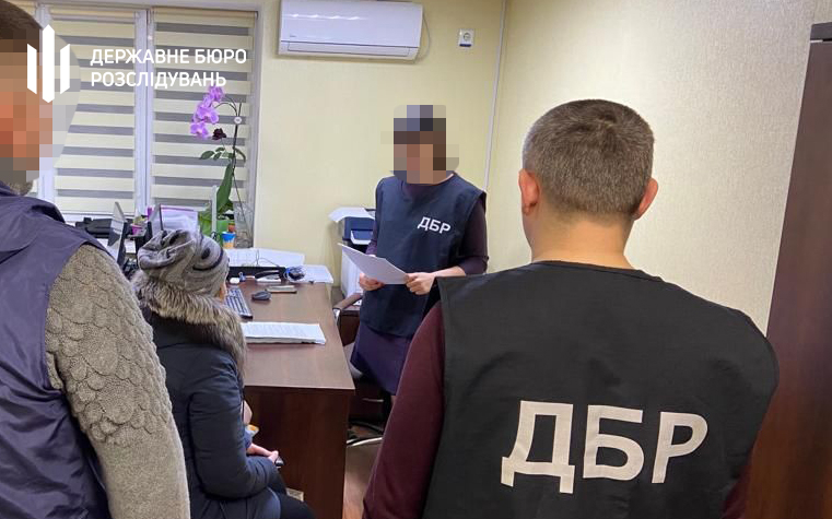 zatrimalo-na-harkivshhini-chergovu-zradnicyu-yaka-kilka-misyaciv-perehovuvalasya-vid-pravosuddya-1