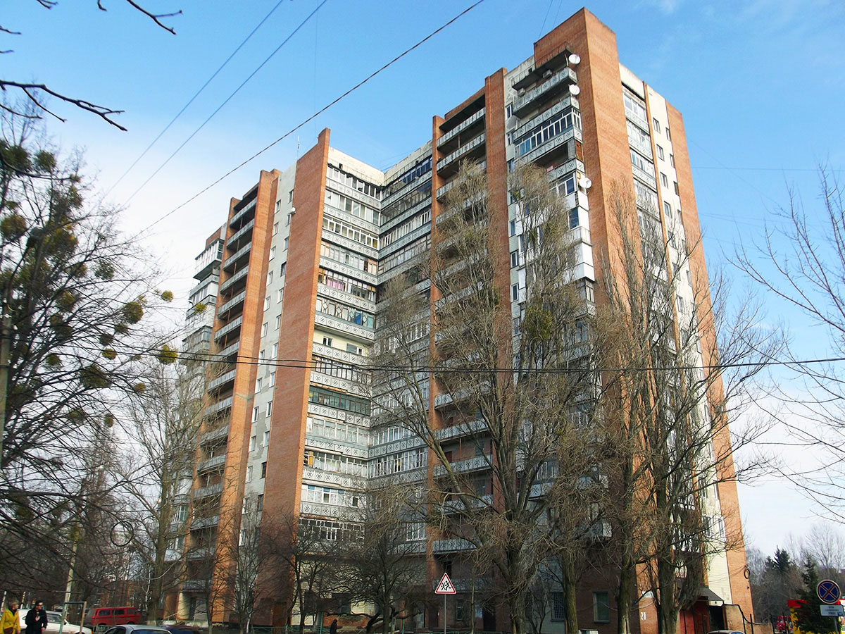 вул. Героїв Сталінграда у Полтаві