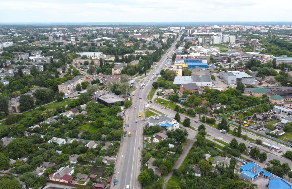 Вул. Маршала Бірюзова у Полтаві