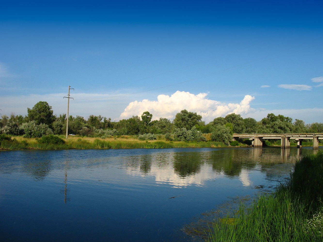 Ілюстративне фото. Річка Оріль