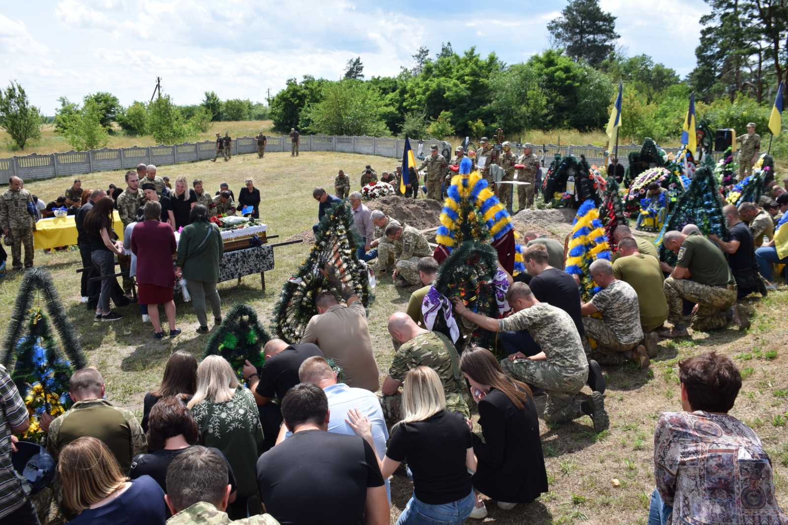 Прощання з Богданом Братановим