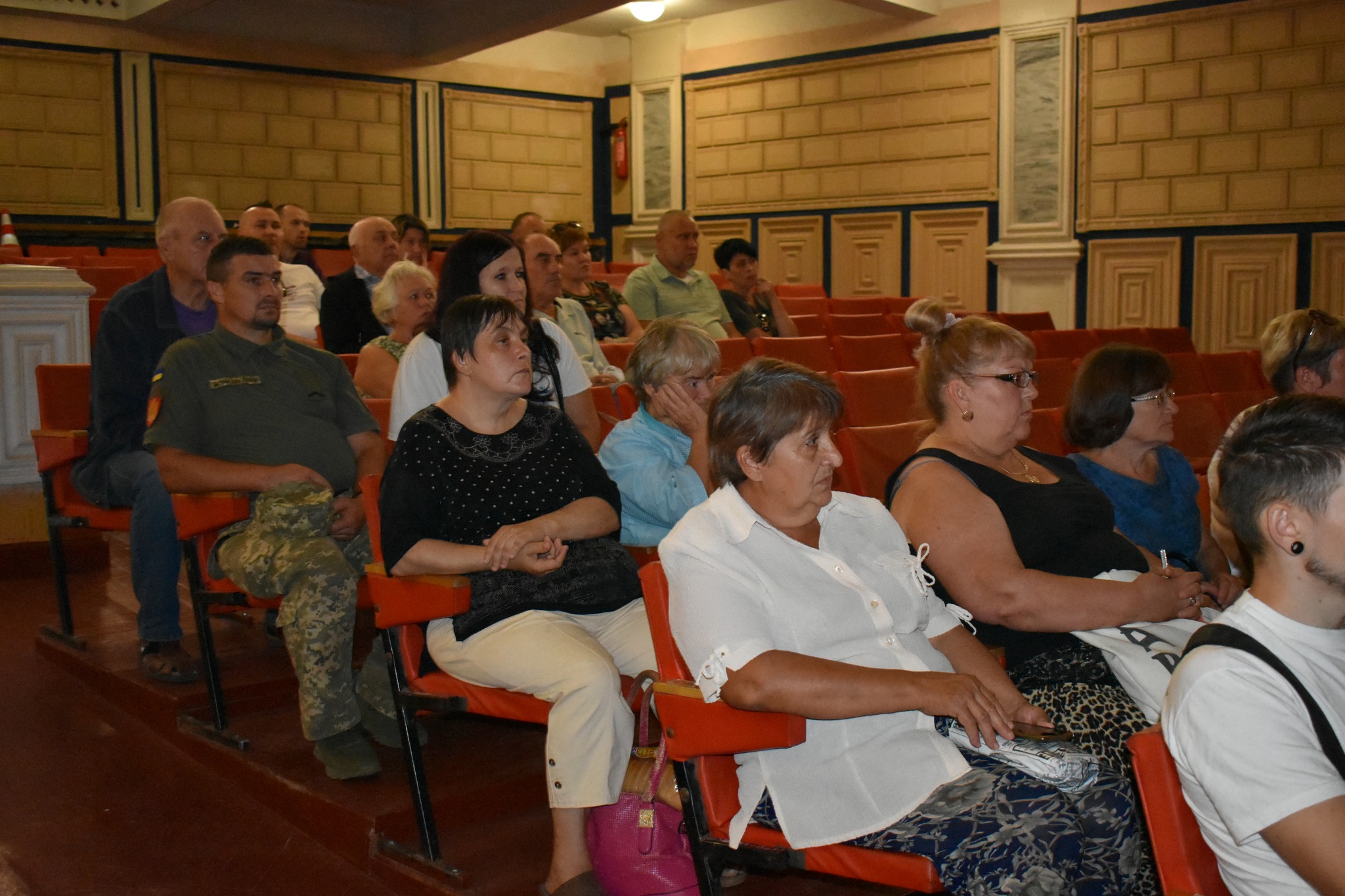 Збори вірян у Пирятинській громаді