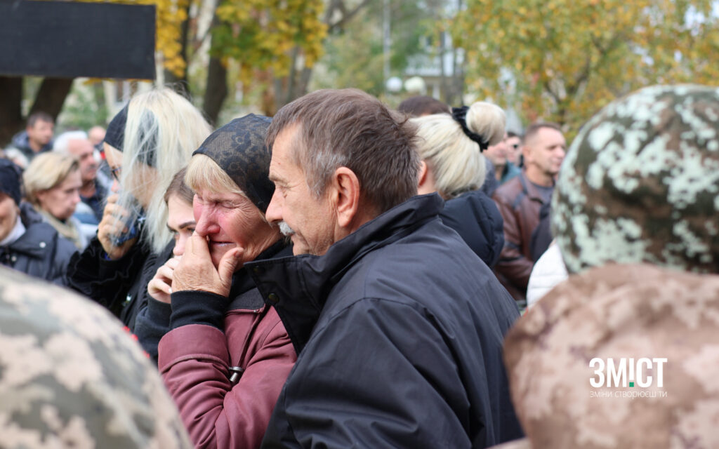 Трьох героїв у Полтаві провели у вічність (ФОТО)
