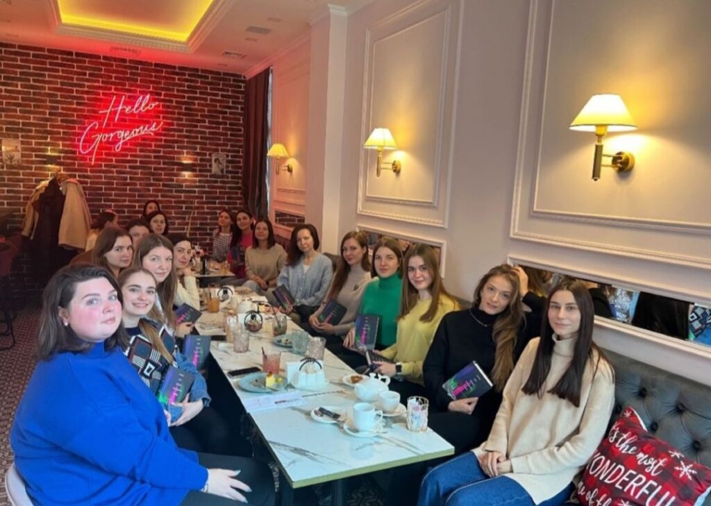 Книжкові клуби