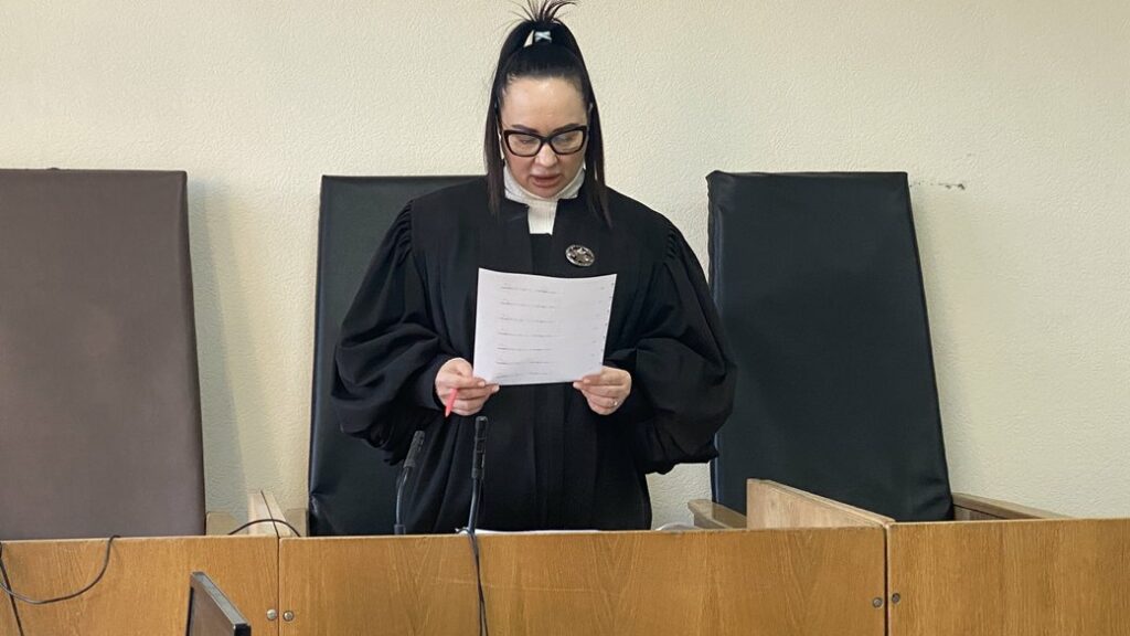 Марина Материнко