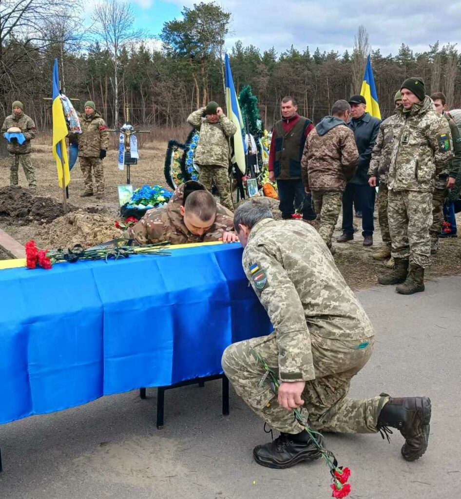 Воїн Роман Ткаченко