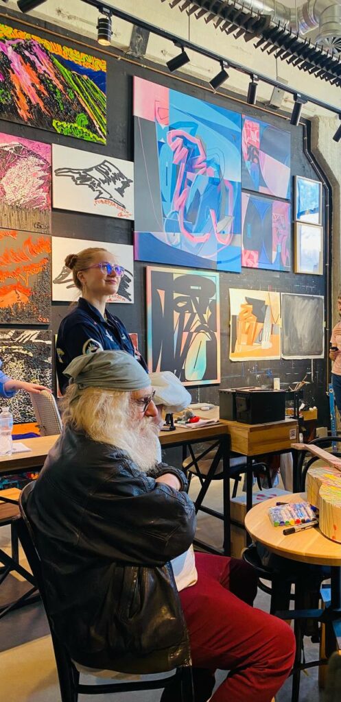 Полтавка Роксолана Дудка з франківським художником Левком на «Промприладі»