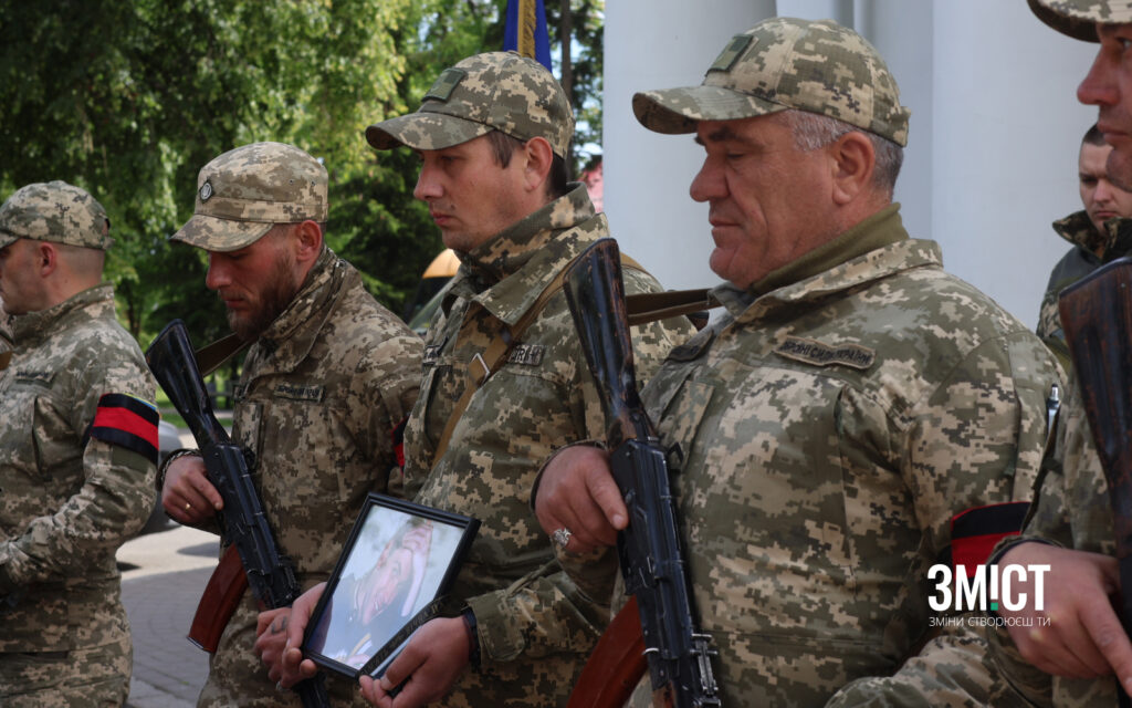 Бойовий медик Дмитро Пашегоров