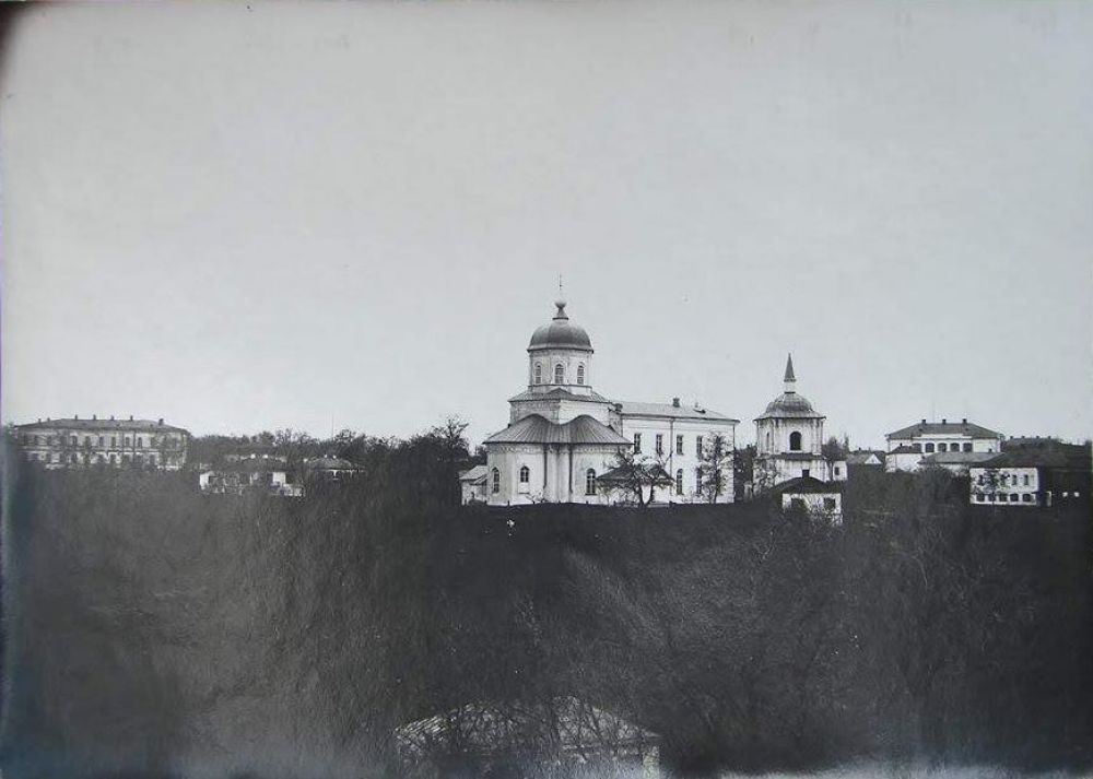 Миколаївська церква у Полтаві на Миколаївському узвозі