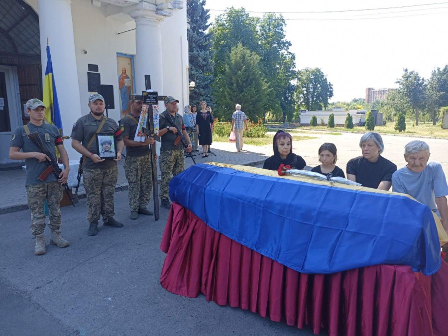 Прощання з воїном.