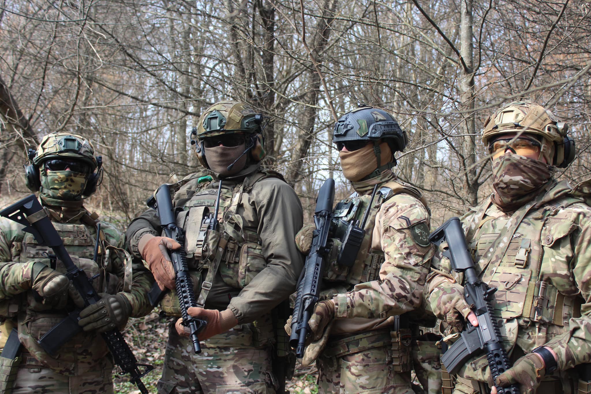 Воїни 17-ї бригади Нацгвардії, якій присвоїли найменування