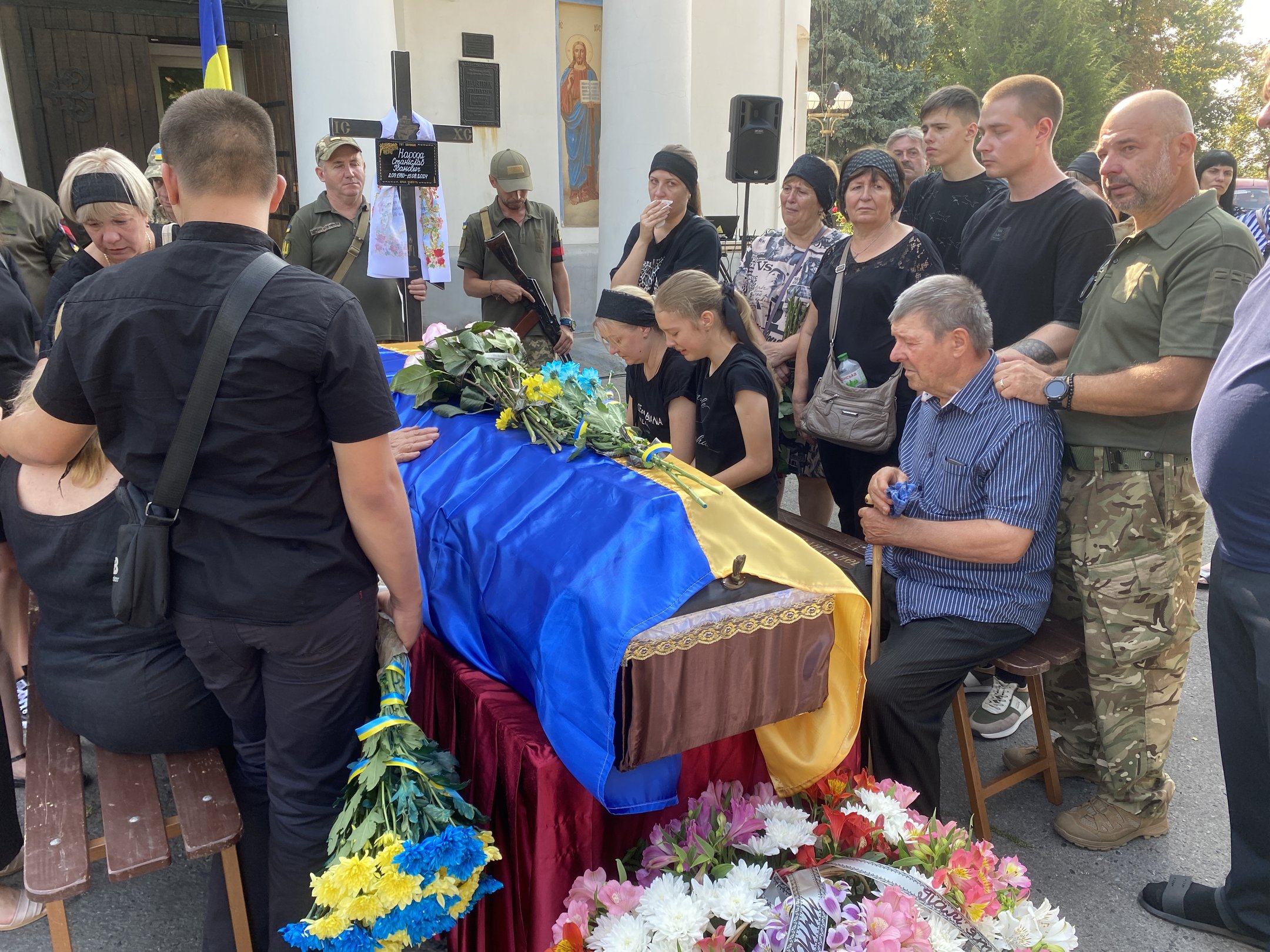 Прощання із загиблим воїном 26 серпня