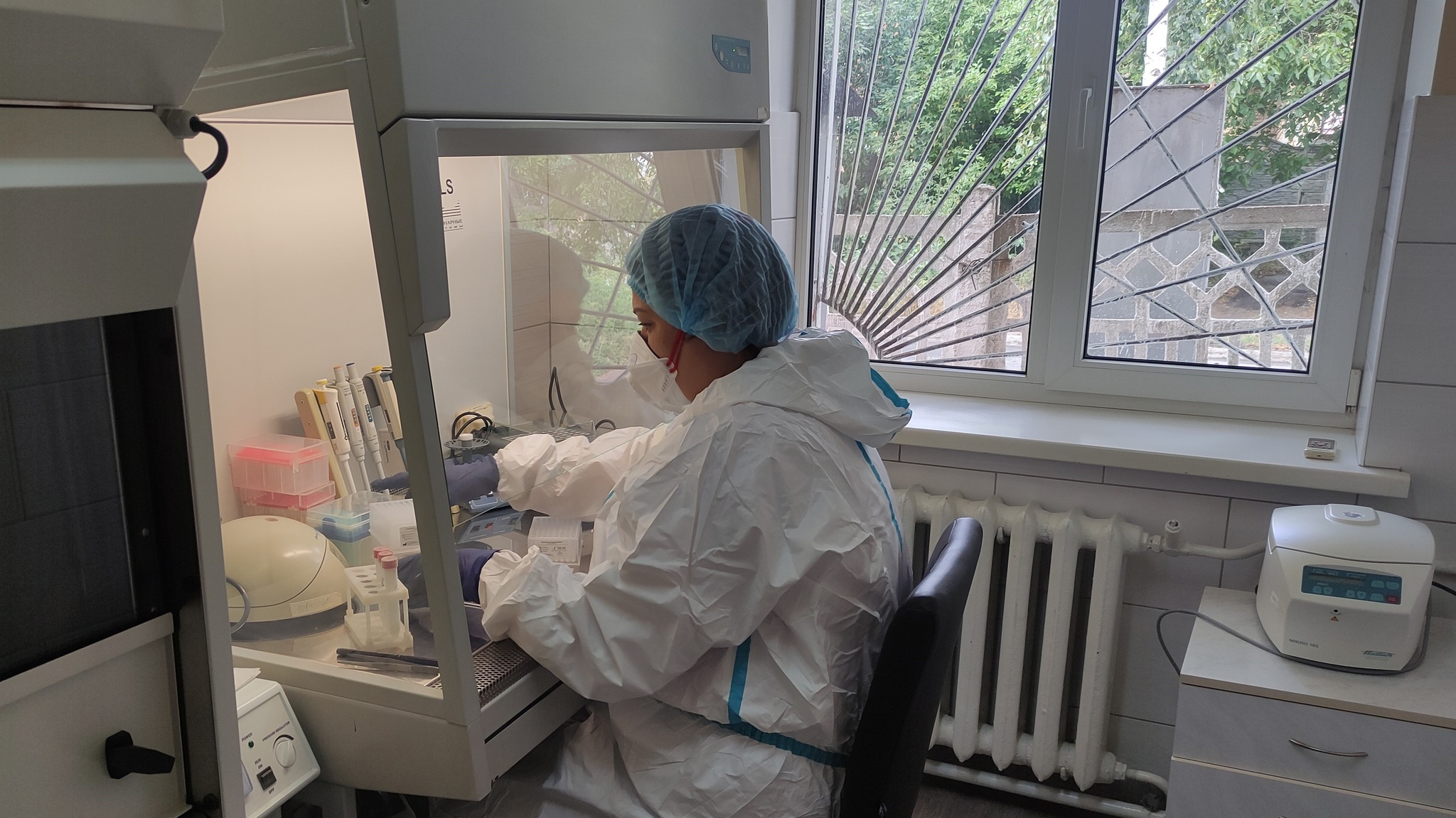 Дослідження стічних вод у лабораторії