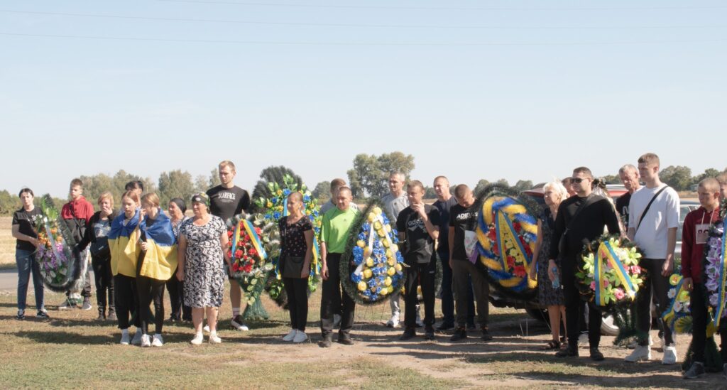 Прощання у Чутівській громаді. Фото фейсбук-сторінкуи громади.