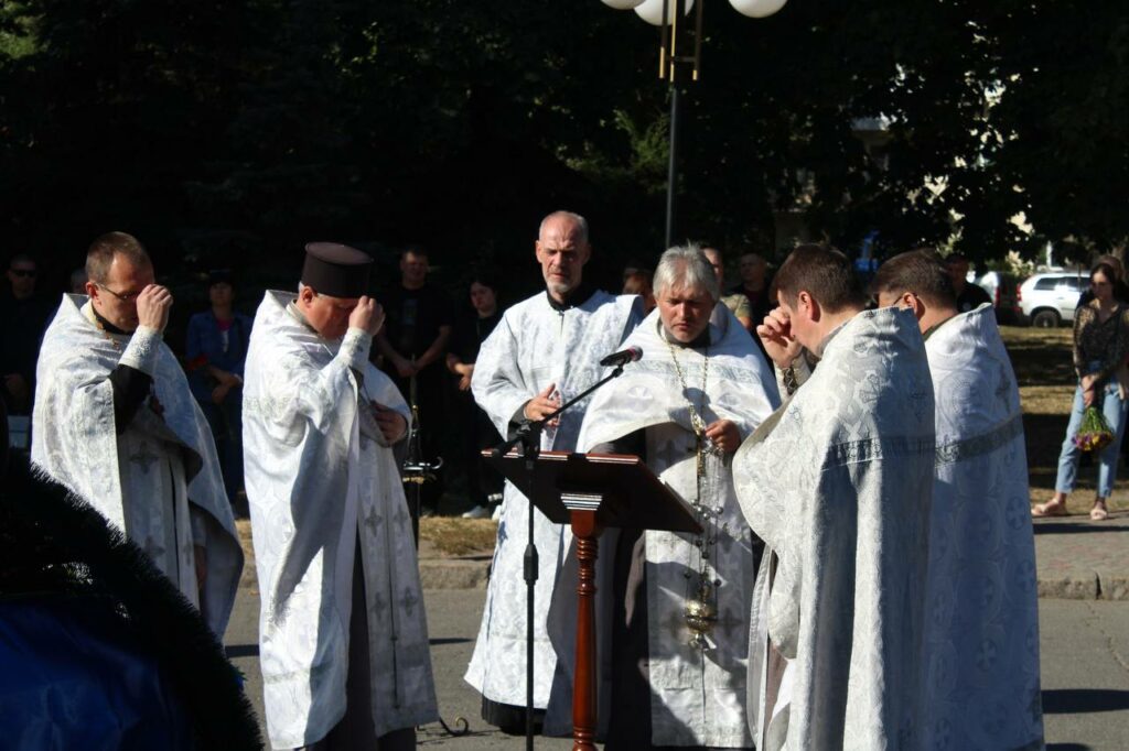 Прощання з воїнами 25 вересня у Полтаві. Фото: Свято-Успенський собор