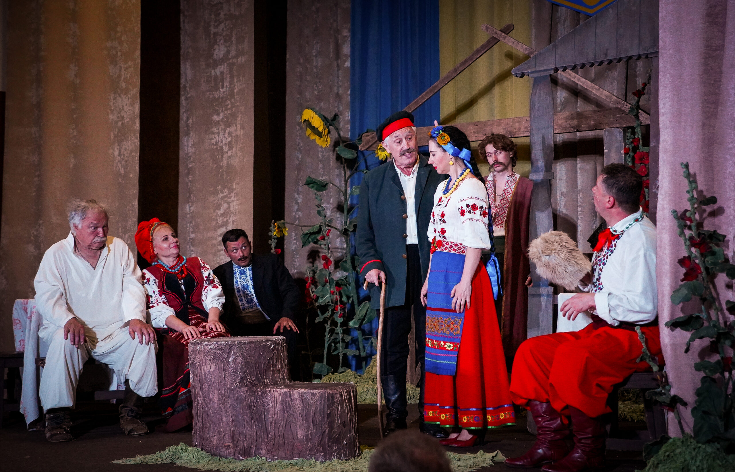 Виставу «Сватання на Гончарівці»