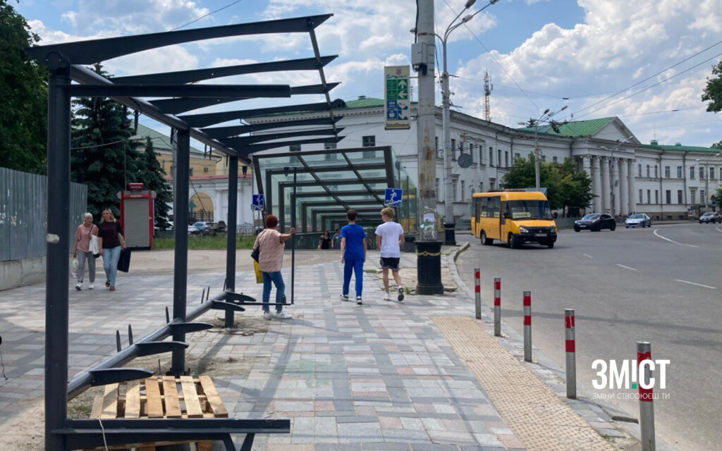 ремонт зупинок у Полтаві