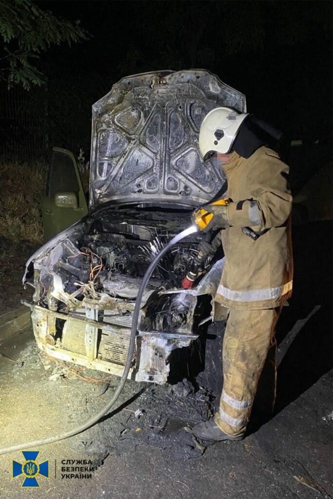 Підпалене авто на Полтавщині: підпал машин військових