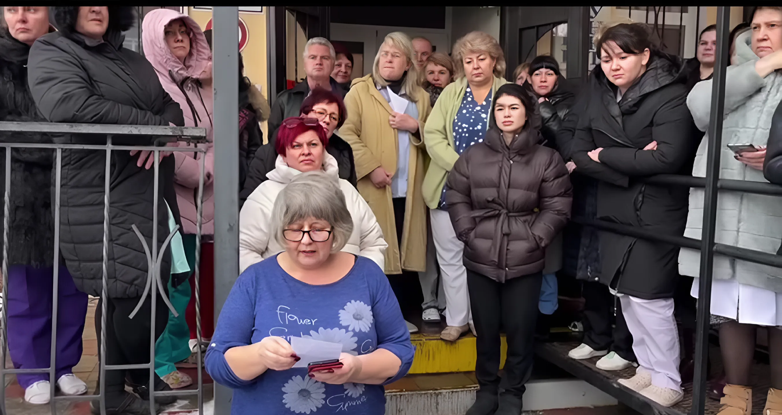 Працівники Полтавської ЦРЛ записали звернення щодо реорганізації лікарні, 2024 рік