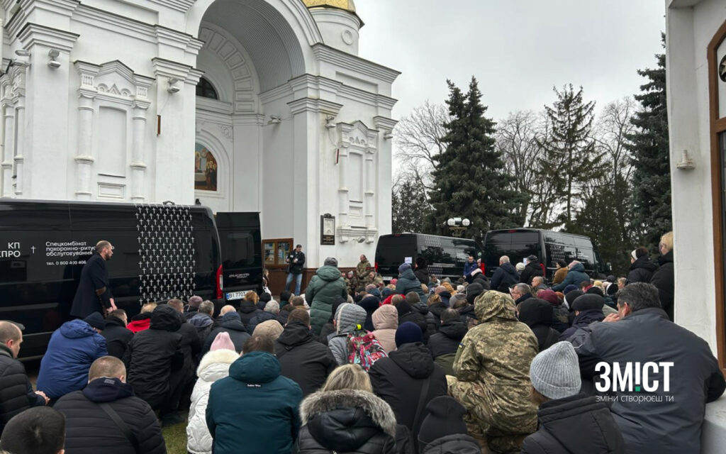 Прощання у Полтаві: четверо героїв на щиті (ФОТО)