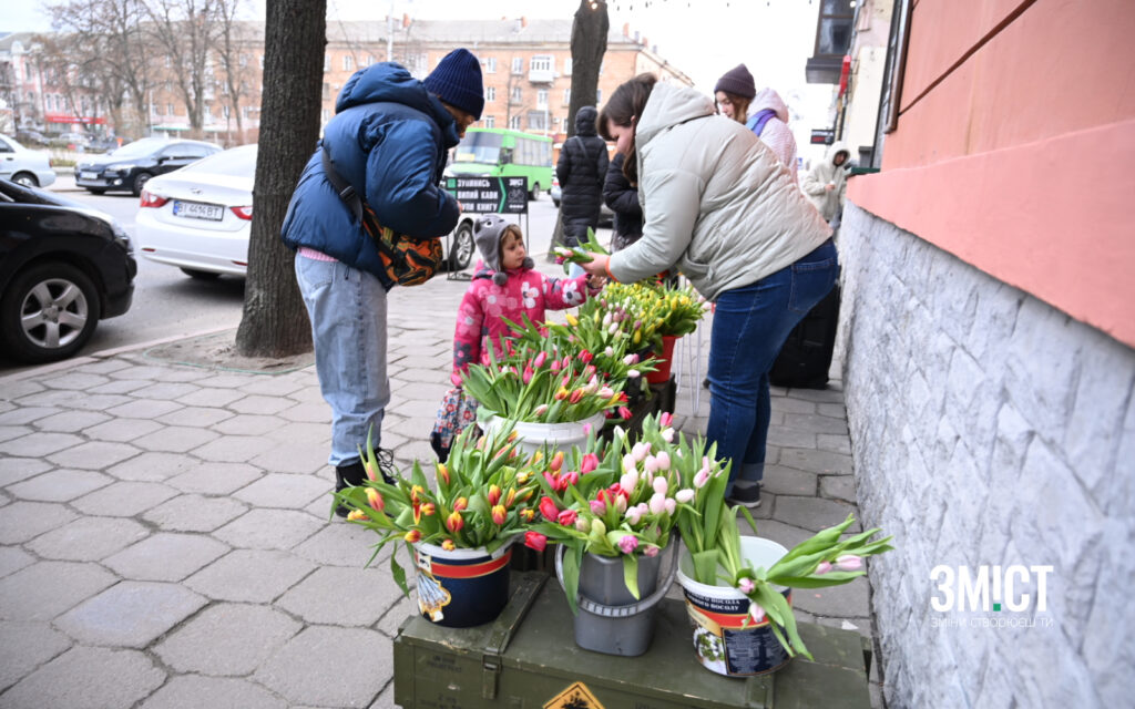 «Бандерівські тюльпани» продаватимуть у Полтаві уже вчетверте