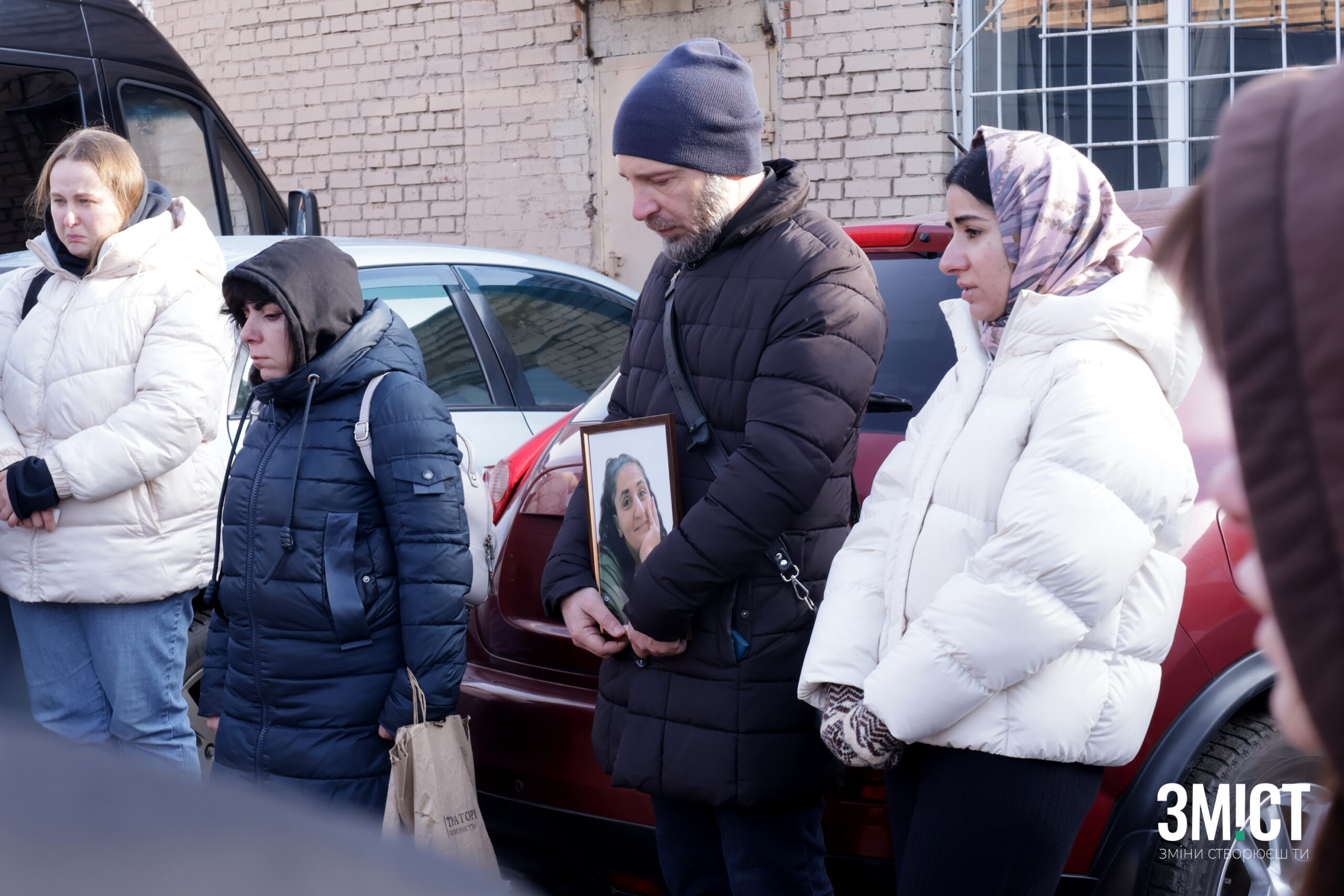 Прощання з Анжелою Дарбінян