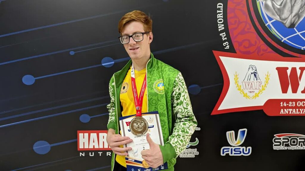 Параспортсмени