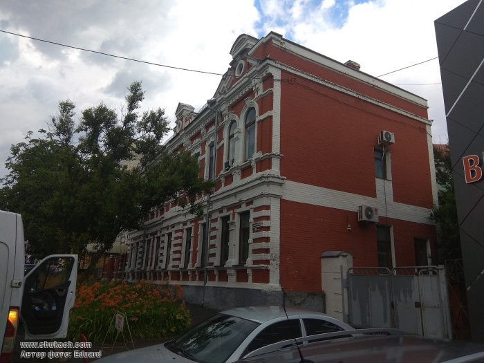 Міський особняк у центрі Полтави хочуть захистити від перебудов