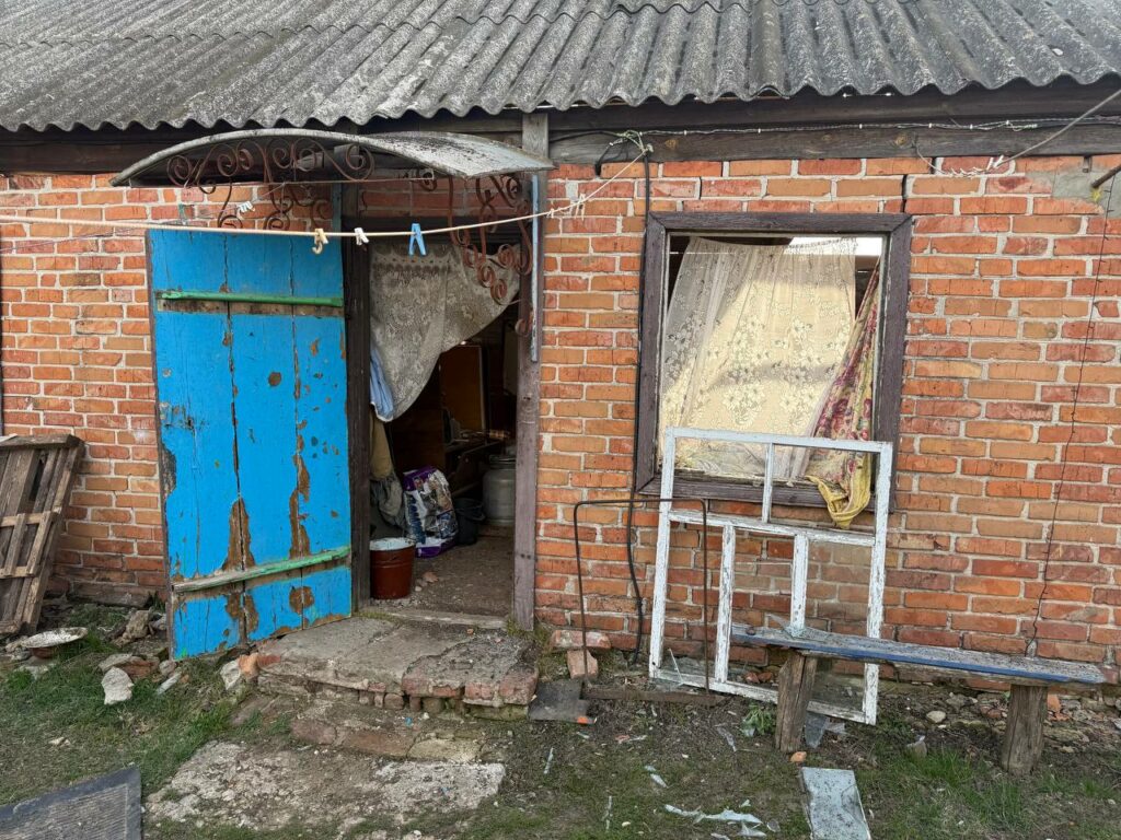 Російська армія обстріляла громаду під Полтавою: поранена людина. обстріл Опішні