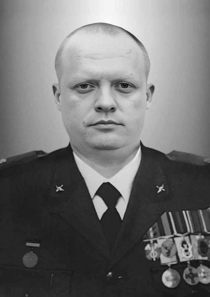 Загинув офіцер і випускник Полтавського інституту звʼязку Володимир Розумний