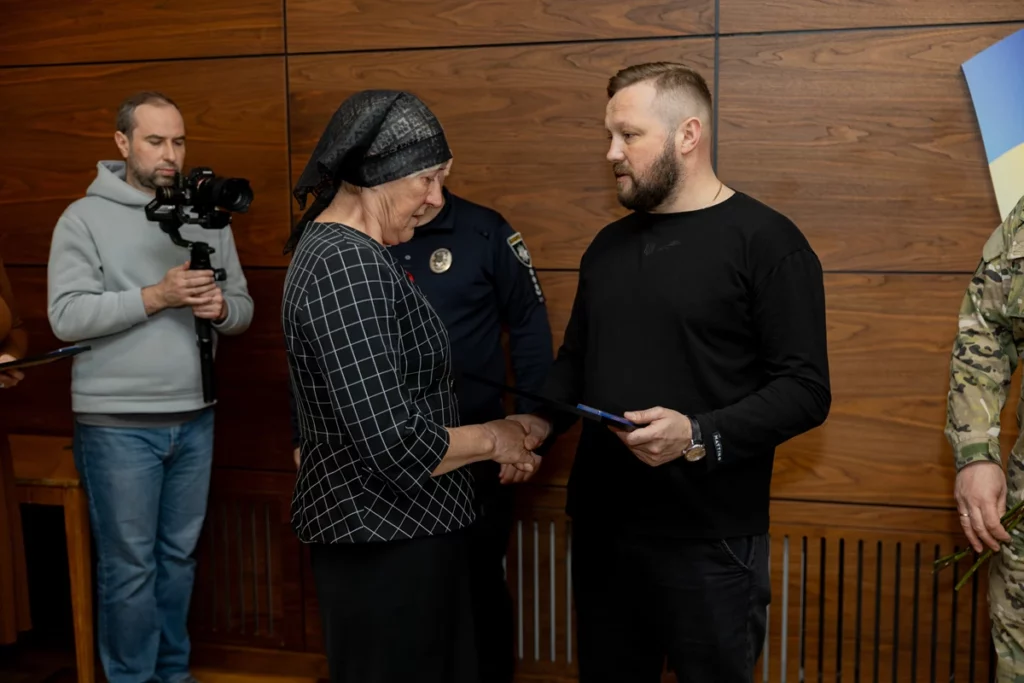 поліцейських бригади Лють нагородили за свитягу