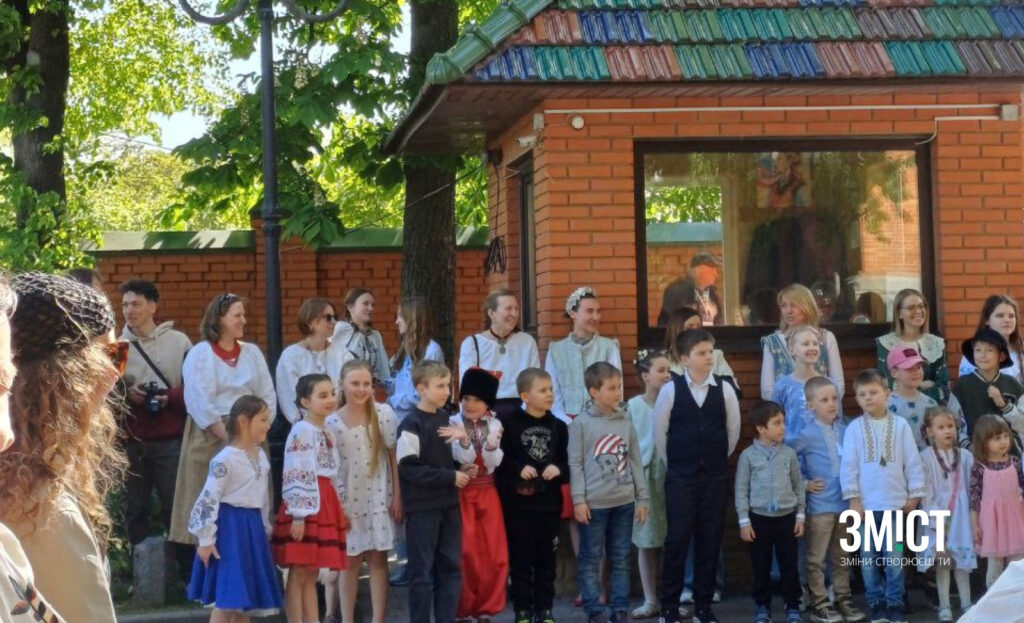 «Веснянкова майстерня» у Полтаві: дійство у дворику краєзнавчого