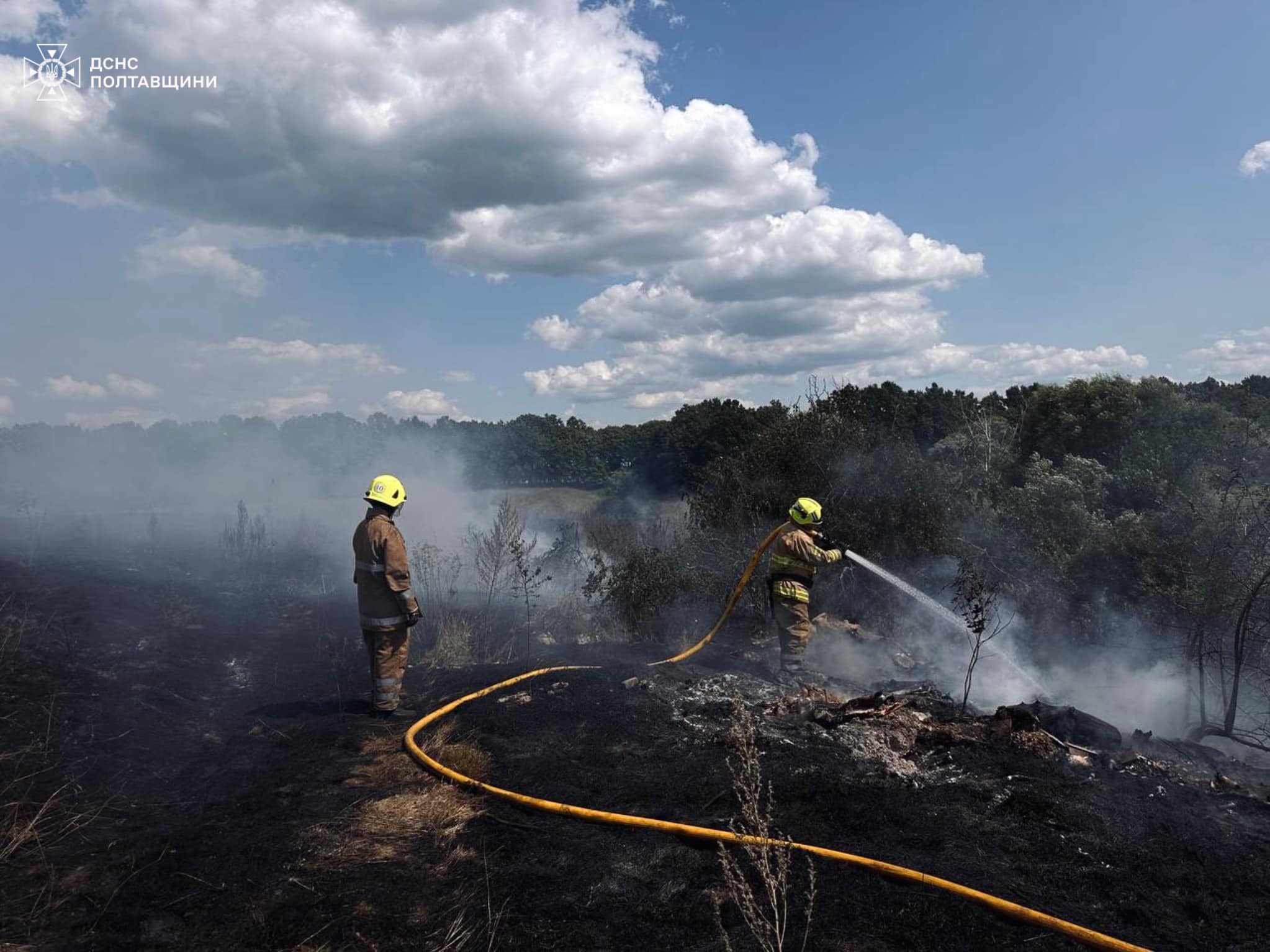 Ілюстративне фото. ДСНС Полтавщини ліквідовуюють пожежу