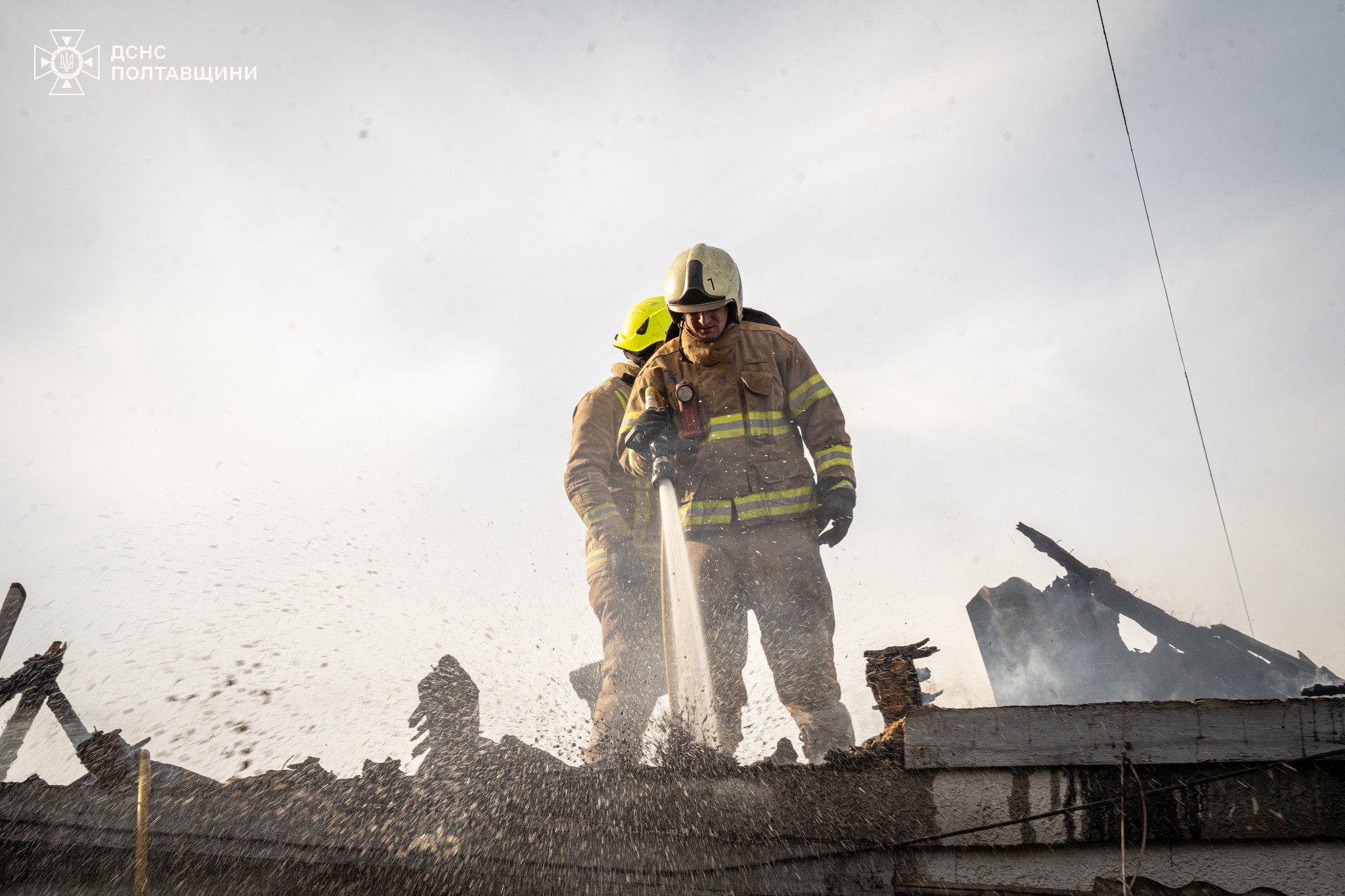 Ілюстративне фото. Ліквідація наслідків пожежі на Полтавщині