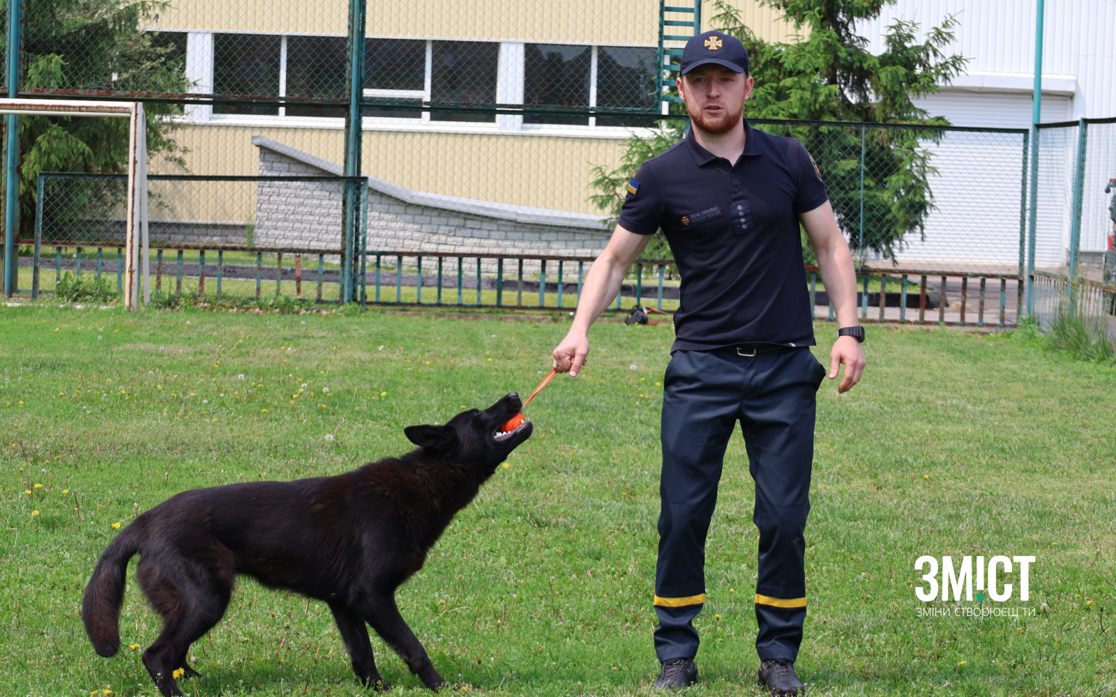 Дмитро Шаповал з новою собакою