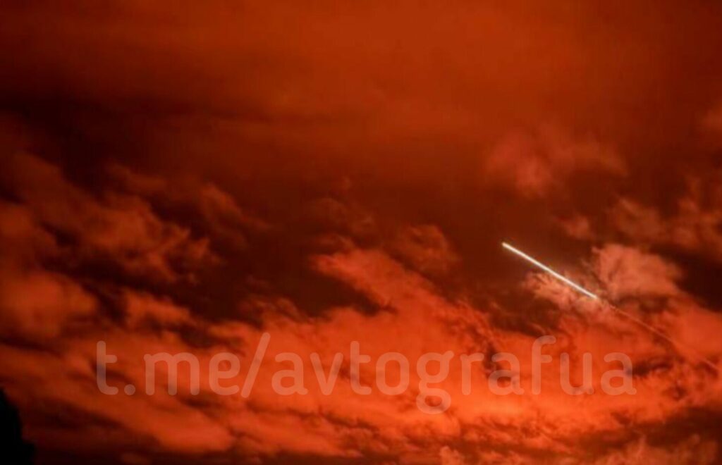 Аеробалістична атака і десятки вибухів на Полтавщині: росіяни атакували Кременчук