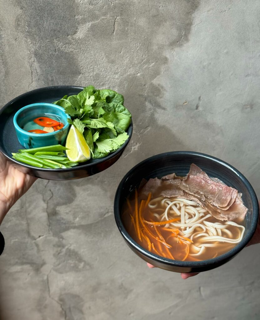 Паназійська кухня Полтави: де подають справжній рамен, том ям і смажений рис