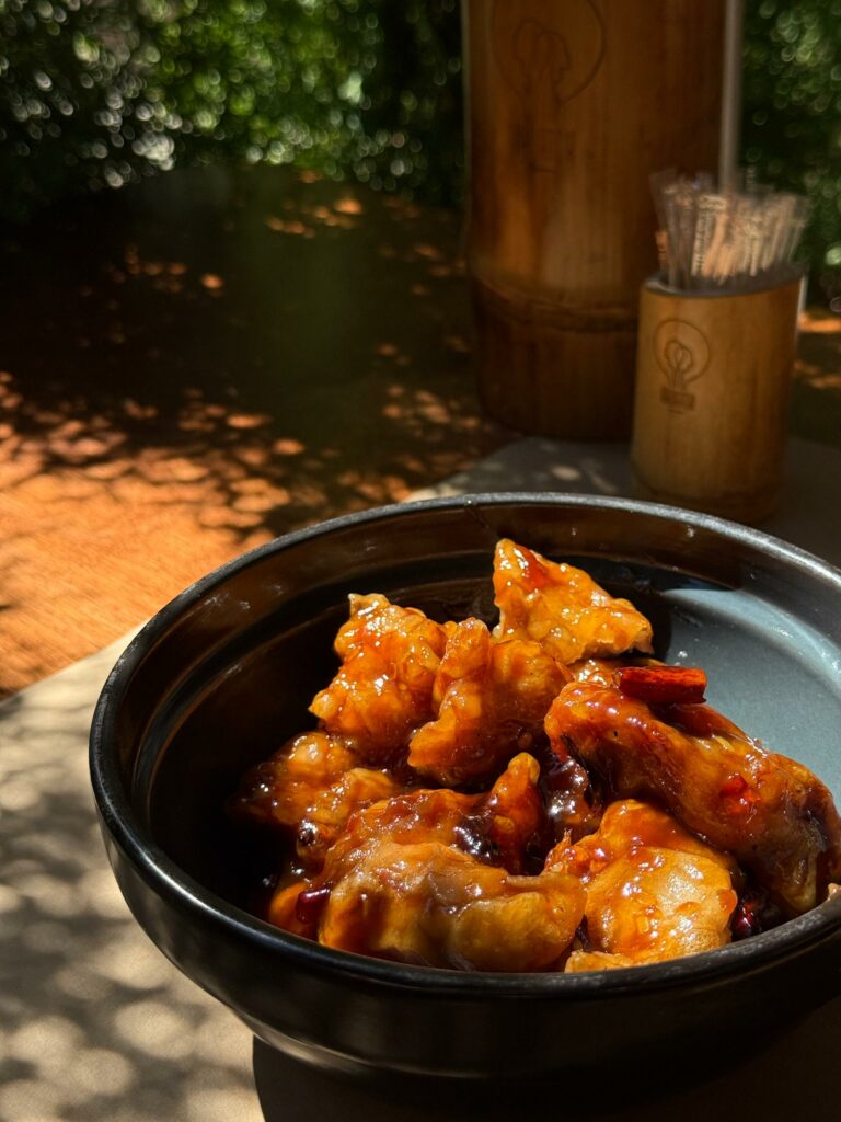 Паназійська кухня Полтави: де подають справжній рамен, том ям і смажений рис