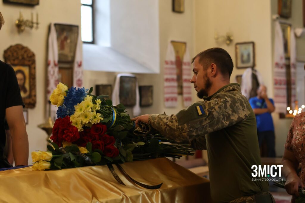Навіки у строю. Полтава провела у засвіти одного з «чорних запорожців» Андрія Кравченка (ФОТО)