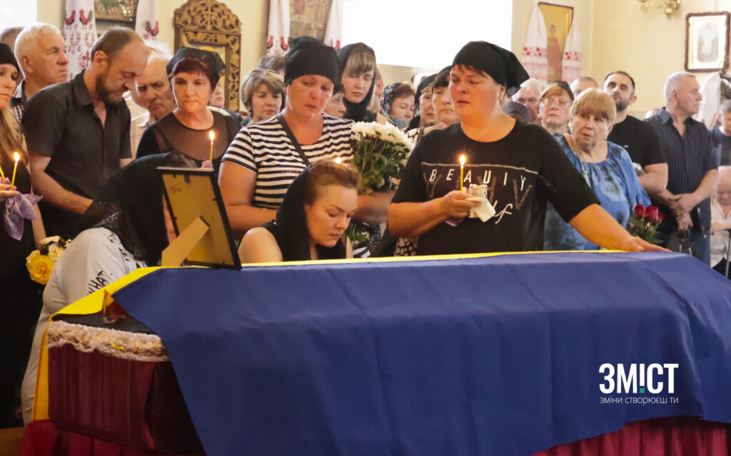 Понад 20 років у військових комісаріатах. Ким була загибла від російського обстрілу Полтави? Публікуємо фото з прощання з Тамарою Пивовар.