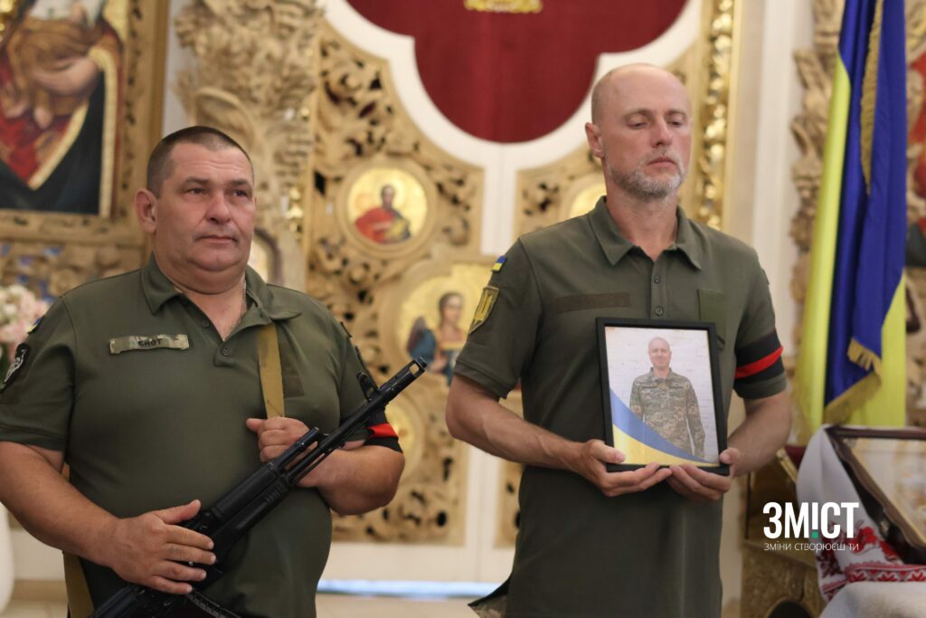 Навіки у строю. Полтава провела у засвіти одного з «чорних запорожців» Андрія Кравченка (ФОТО)