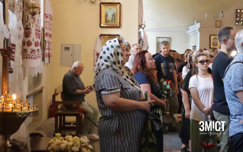 Понад 20 років у військових комісаріатах. Ким була загибла від російського обстрілу Полтави? Публікуємо фото з прощання з Тамарою Пивовар.