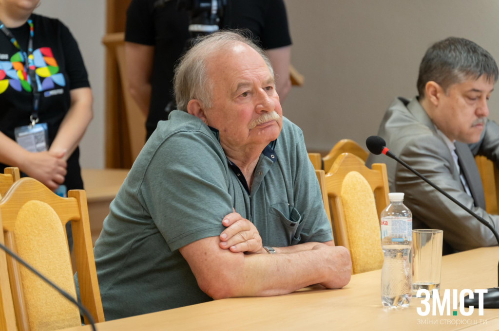 Пам'ятник Петлюрі