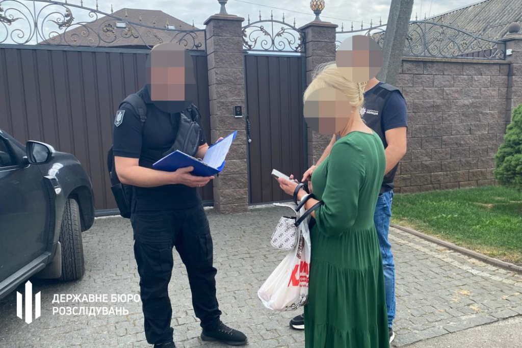 Корупційну схему