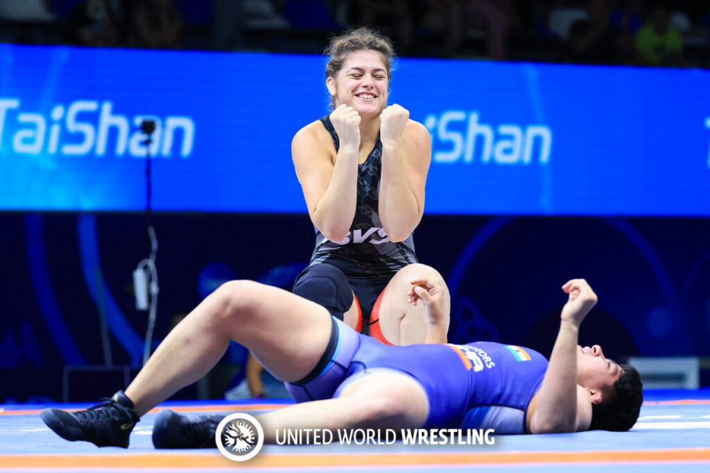 Надія Соколовська стала чемпіонкою світу з вільної боротьби