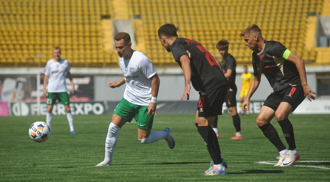 Футбольний матч у Полтаві.